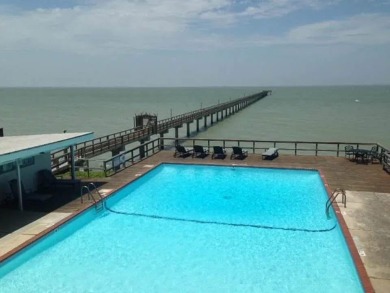 Ocean Drive with the ULTIMATE view. You can't get more water