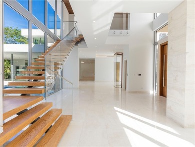 Villa Acqua di Gioia in the heart of North Pinecrest, blends