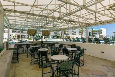 Looking for A TRUE ISLAND RESORT having the best TROPICAL LAGOON