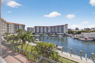 This large 1 Bedroom 1 1/2 Bathroom   Condo is in Move- In