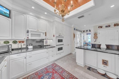 Rarely Available Waterfront Luxury Condo!

Experience