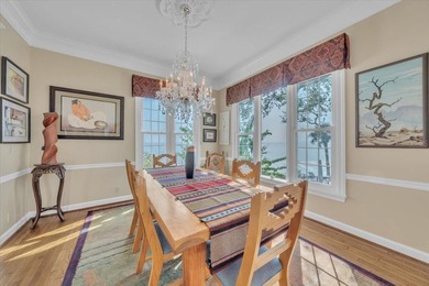 Rarely Available Waterfront Luxury Condo!

Experience