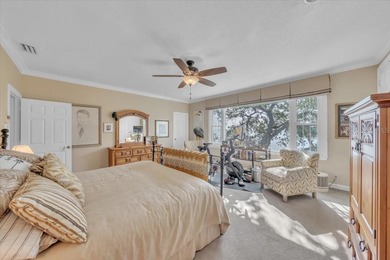 Rarely Available Waterfront Luxury Condo!

Experience