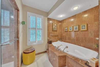 Rarely Available Waterfront Luxury Condo!

Experience