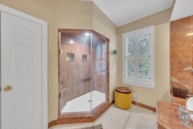 Rarely Available Waterfront Luxury Condo!

Experience