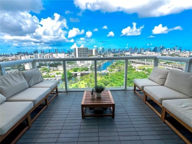 Great investment or Homeowner opportunity! This remodeled unit