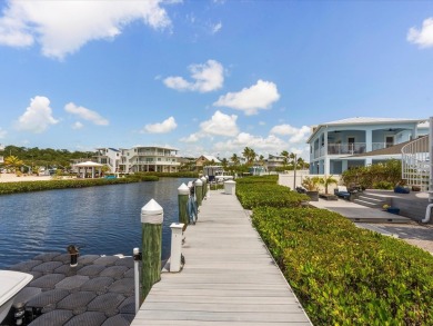 Tropical Luxury meets Coastal Living in the heart of Key Largo!