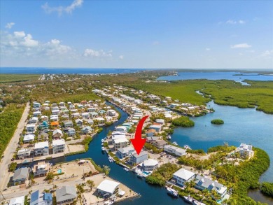 Tropical Luxury meets Coastal Living in the heart of Key Largo!