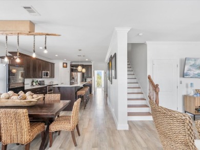 Tropical Luxury meets Coastal Living in the heart of Key Largo!