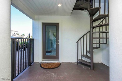 Paradise found. Welcome to an exceptional canal-front retreat on