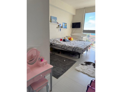 Lexi 701 - Extraordinary Waterfront Corner Residence
Experience