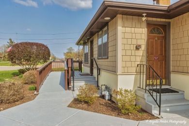 Currently used as a law office, 4 offices with 2 baths Vast