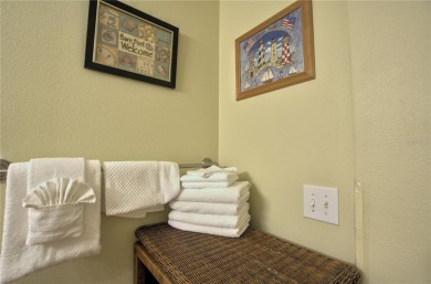 Welcome to your next smart investment! 3 minute walk to Johns