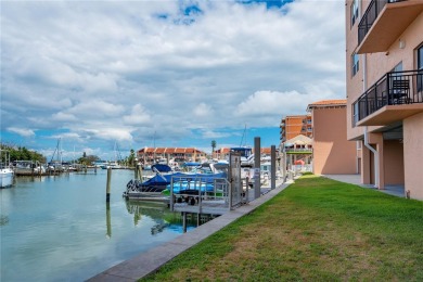 Welcome to your next smart investment! 3 minute walk to Johns