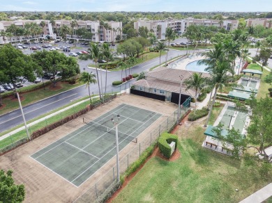 Fully Renovated Condo with Breathtaking Lake Views in Weldon