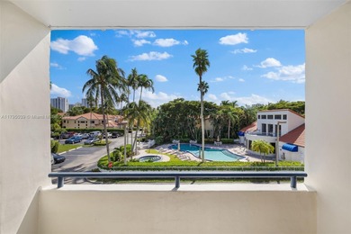 Discover the exceptional lifestyle at Spinnaker Bay in Aventura