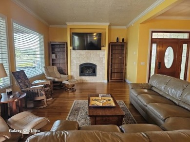 Welcome HOME! This is a 4 bedroom 3.5 bath that has 4300sq ft