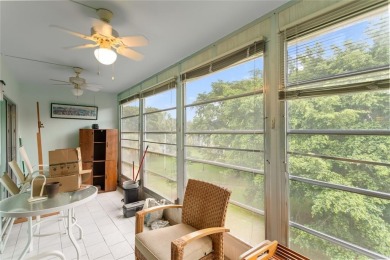 PRICE DROP FOR QUICK SALE.....BEAUTIFUL MOVE-IN READY 55 PLUS