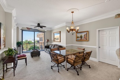 Rarely available/ Stunning 3 bedroom, 2 bath Penthouse Unit with