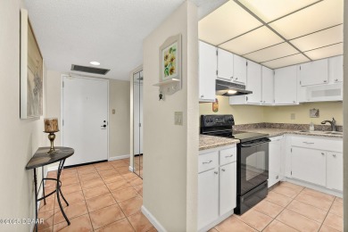 ENTER THE CONDOMINIUM AT OCEANS FIVE AND DISCOVER THE COASTAL