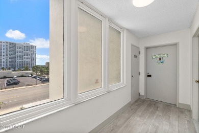 ENTER THE CONDOMINIUM AT OCEANS FIVE AND DISCOVER THE COASTAL