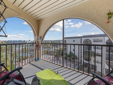 Looking for the perfect island retreat with breathtaking views?