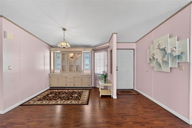 Welcome to Paradise Island! This beautifully maintained