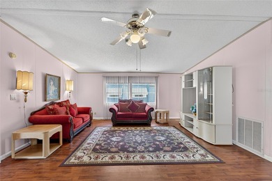 Welcome to Paradise Island! This beautifully maintained