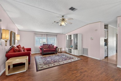 Welcome to Paradise Island! This beautifully maintained