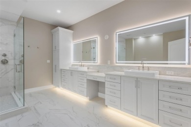 Exceptional New Waterfront Construction in Quiet Cove