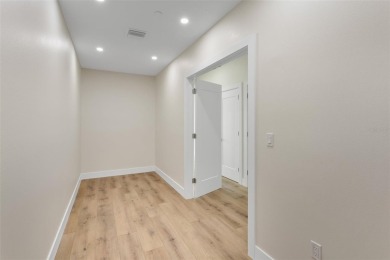 Exceptional New Waterfront Construction in Quiet Cove