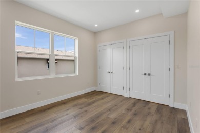 Exceptional New Waterfront Construction in Quiet Cove