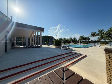 Investor Opportunity in Prime Kendall Drive Location !!!