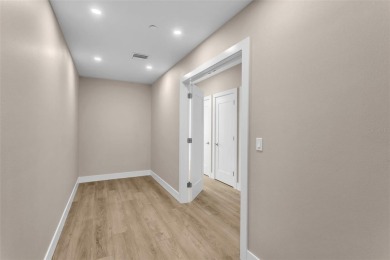 Brand-New Coastal Waterfront Residence in Quiet Cove. Experience