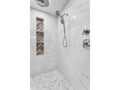 Brand-New Coastal Waterfront Residence in Quiet Cove. Experience