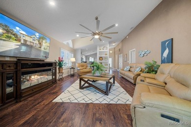 BOAT SLIP & DIRECT GULF ACCESS! Welcome to your dream coastal