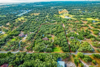 5 ACRES IN TOWN!! Move in ready! 5 acres in a serene and