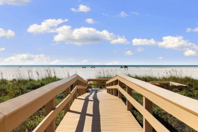 Tradewinds Beachfront end-unit Condo. Tile through-out with