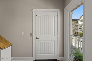 Stunning 4BR/4.5BA Ocean Isle Beach Island Home - Private