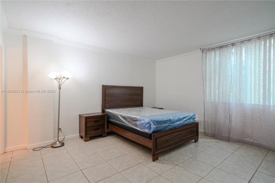 Immediate rental,2 parking spaces, Spacious 3-Bed, 2-Bath Corner