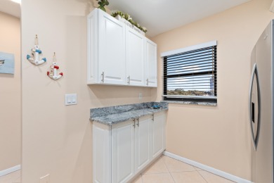 Beautiful 2 bedroom/ 2 bathroom unit that has beencompletely