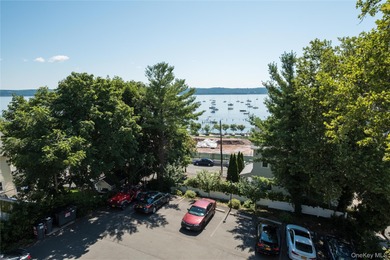 Premier commercial building located in the heart of vibrant