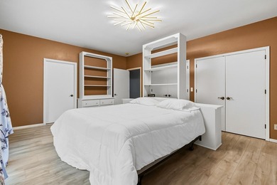 Dream retreat on over 5acres of pristine land overlooking Mill