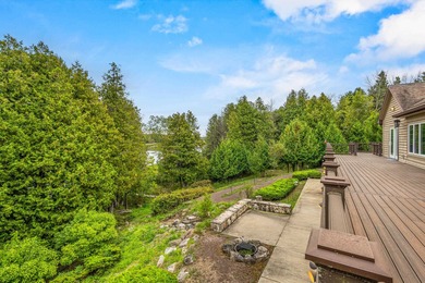 Dream retreat on over 5acres of pristine land overlooking Mill