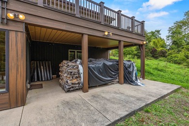 Dream retreat on over 5acres of pristine land overlooking Mill