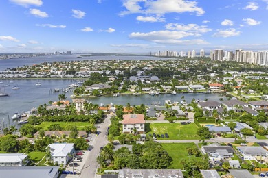 Beautiful 4-unit building on Singer Island just steps from the