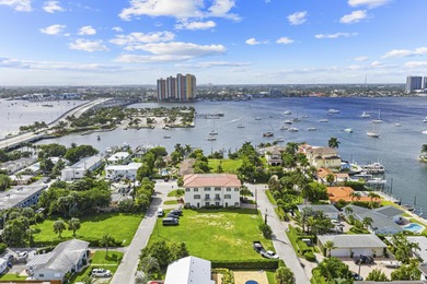 Beautiful 4-unit building on Singer Island just steps from the