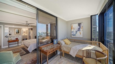 Be prepared for the breathtaking, unobstructed water views from