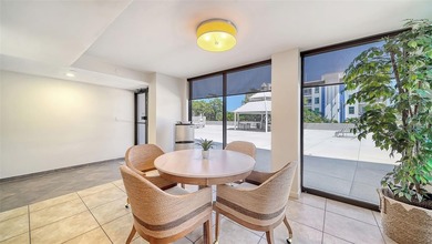 Be prepared for the breathtaking, unobstructed water views from