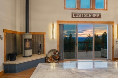 Modern Mountain Escape with Panoramic Views! Set on 4.5 private